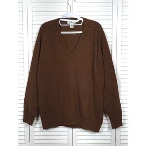 LL Bean Vintage Lambswool Made In Scotland V-Neck FLAWS Sweater Mens XL